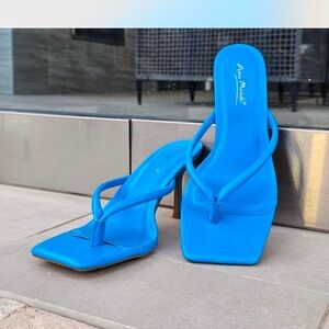 Blue flip-flop heels